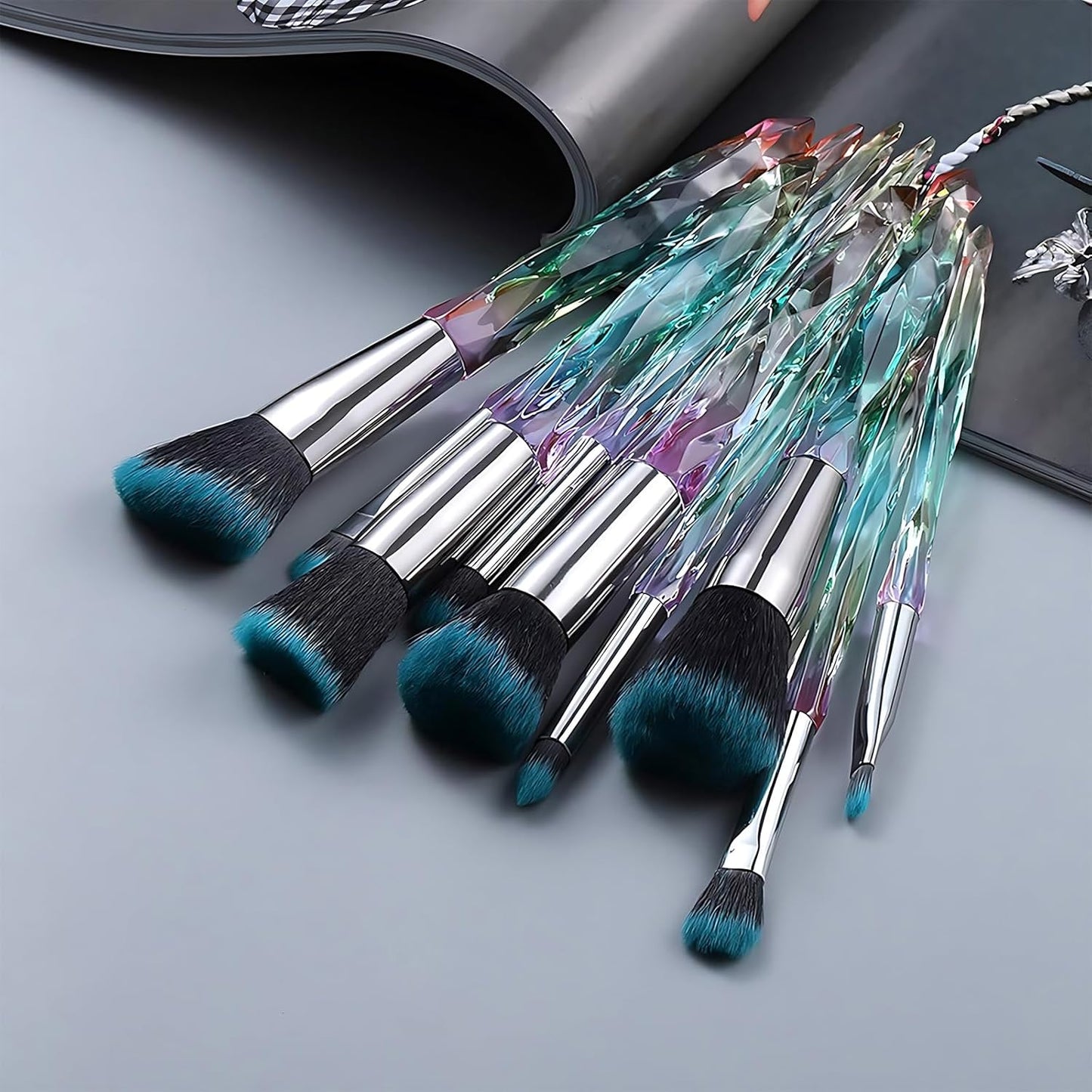 10-Piece Premium Synthetic Makeup Brush Set with Crystal Handles - Professional Face and Eye Brushes for Foundation, Concealer, and Eyeshadow